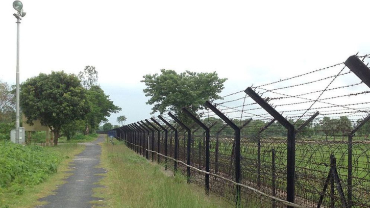 ১৩ বাংলাদেশিকে ধরে নিয়ে গেছে বিএসএফ!